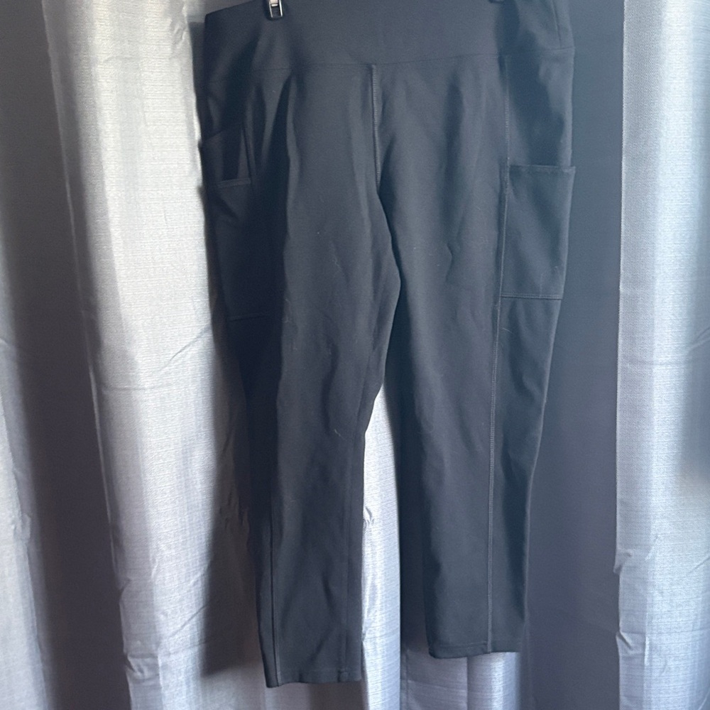 Carhartt Black Fitted Leggings/capris size L